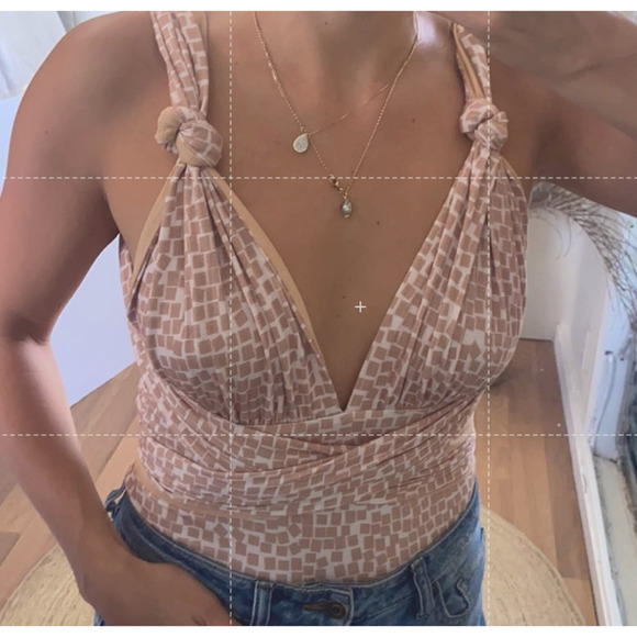 Free People 100 Ways Convertible Printed Bodysuit Size Medium - Picture 12 of 16